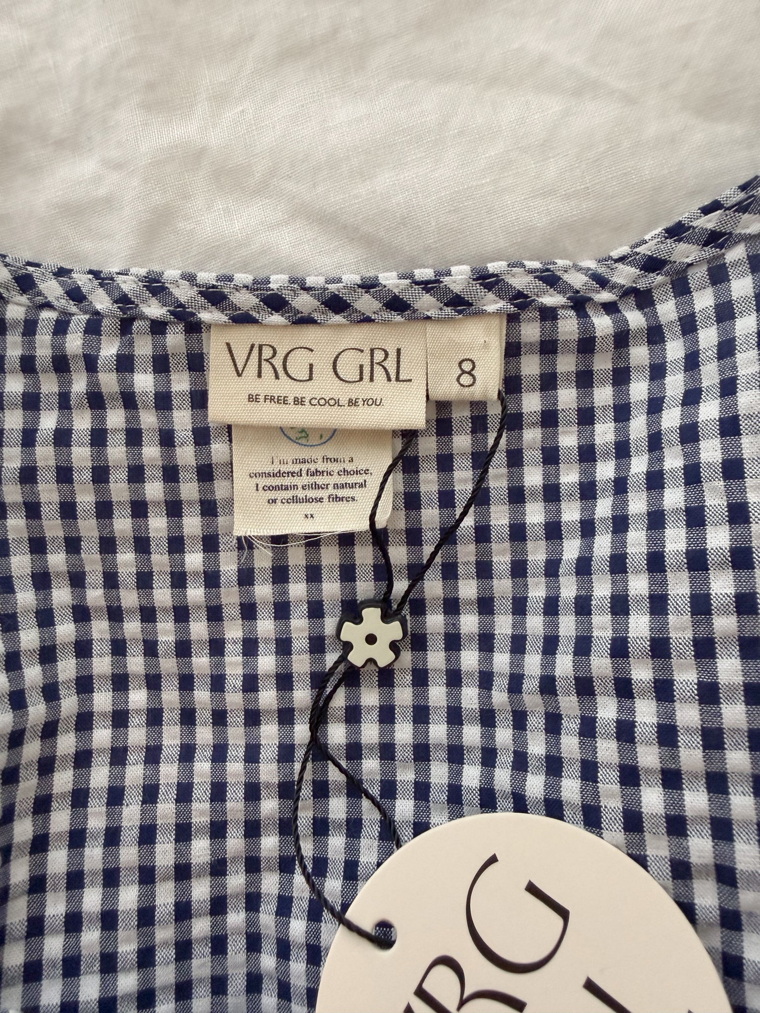 VRG GIRL (NWT) - SIZE 8