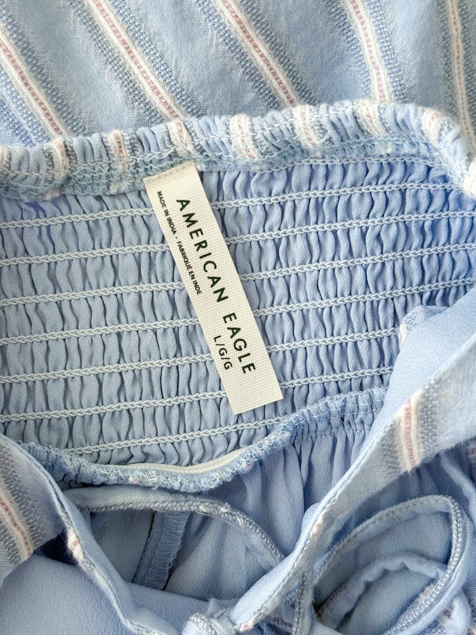 AMERICAN EAGLE - SIZE L