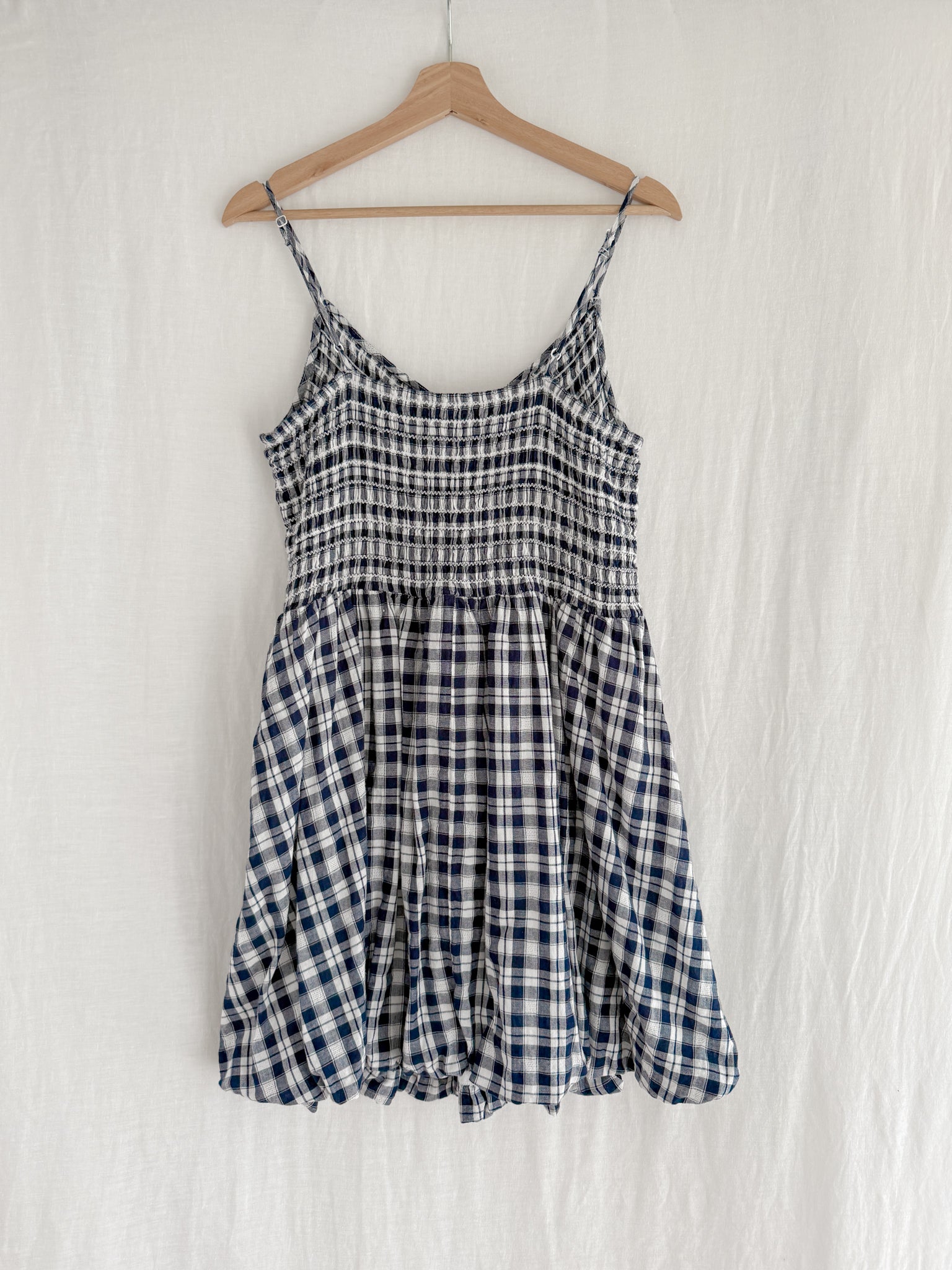 AMERICAN EAGLE - SIZE XL