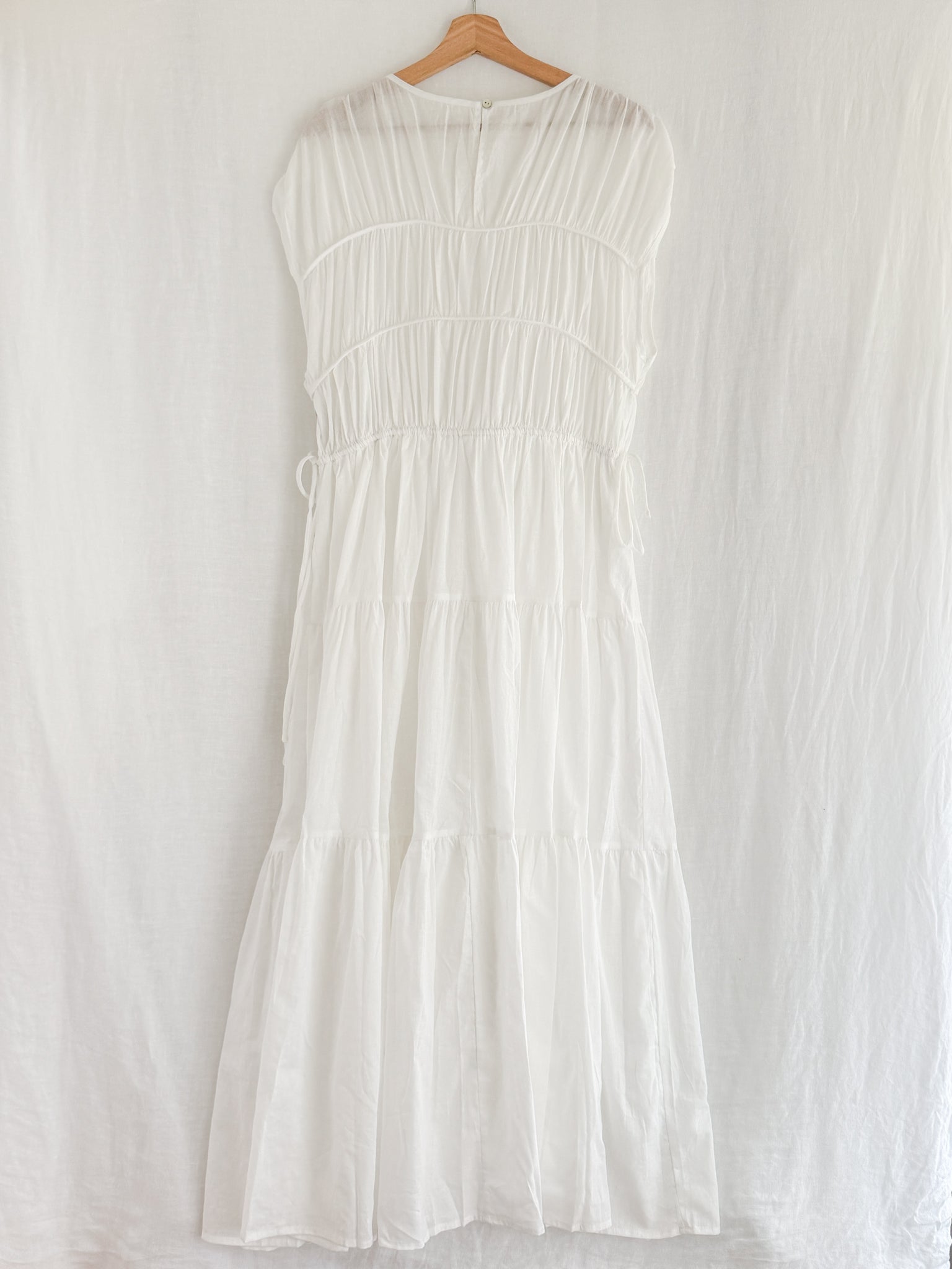 DISSH (NWT) - SIZE 6