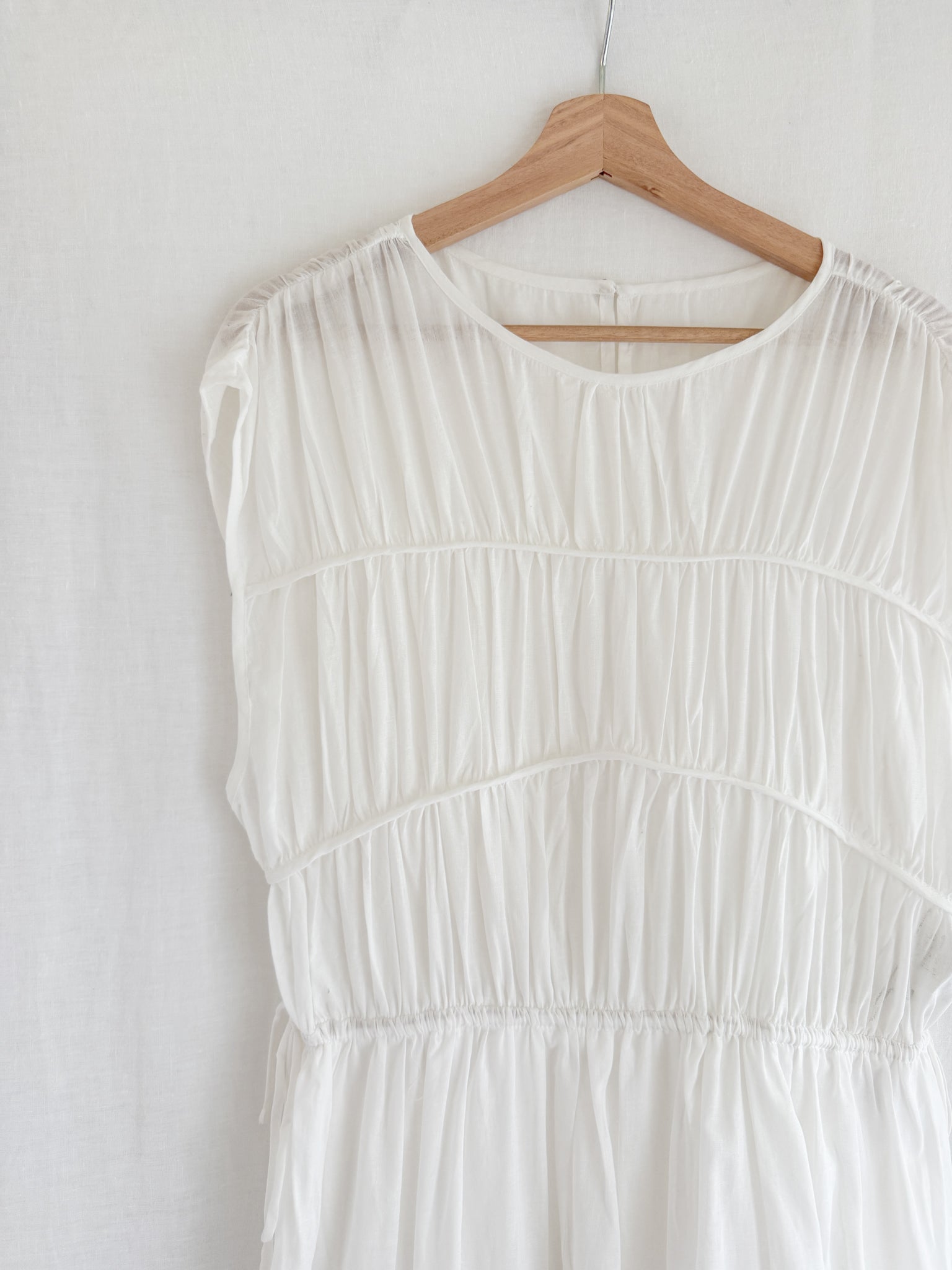 DISSH (NWT) - SIZE 6