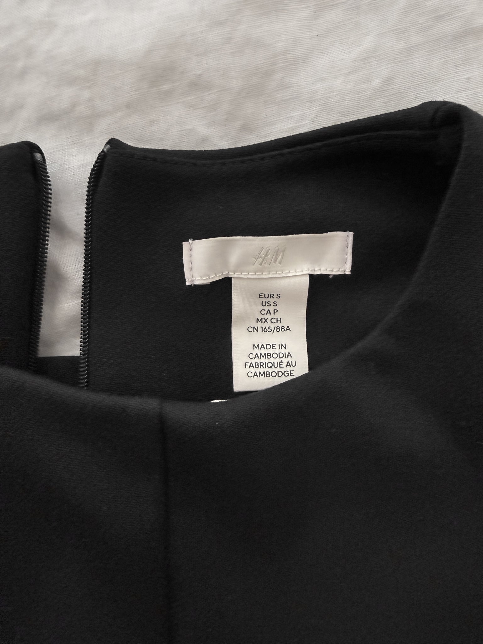 H&M (NWT) - SIZE S