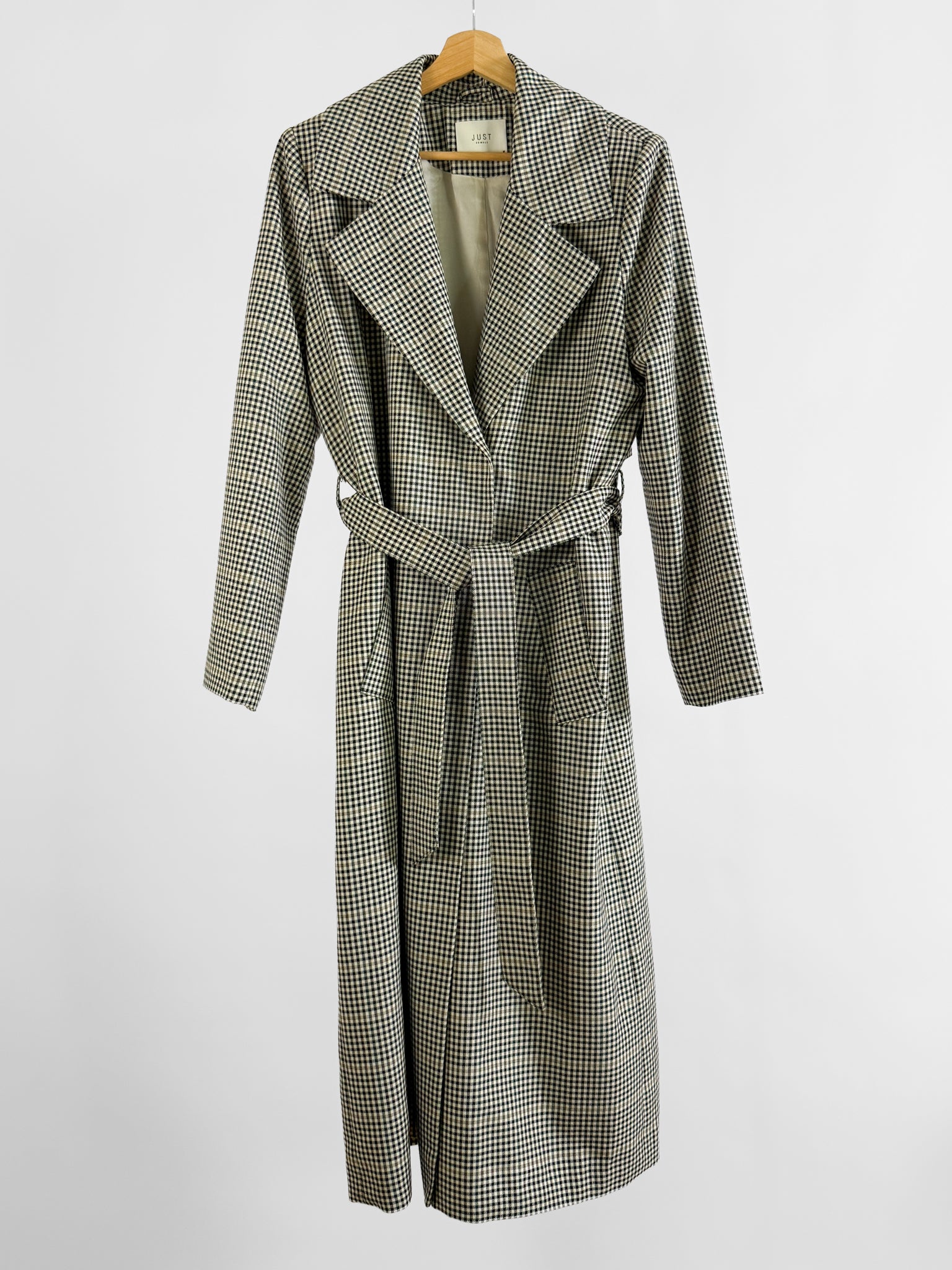 JUST FEMALE - SIZE M