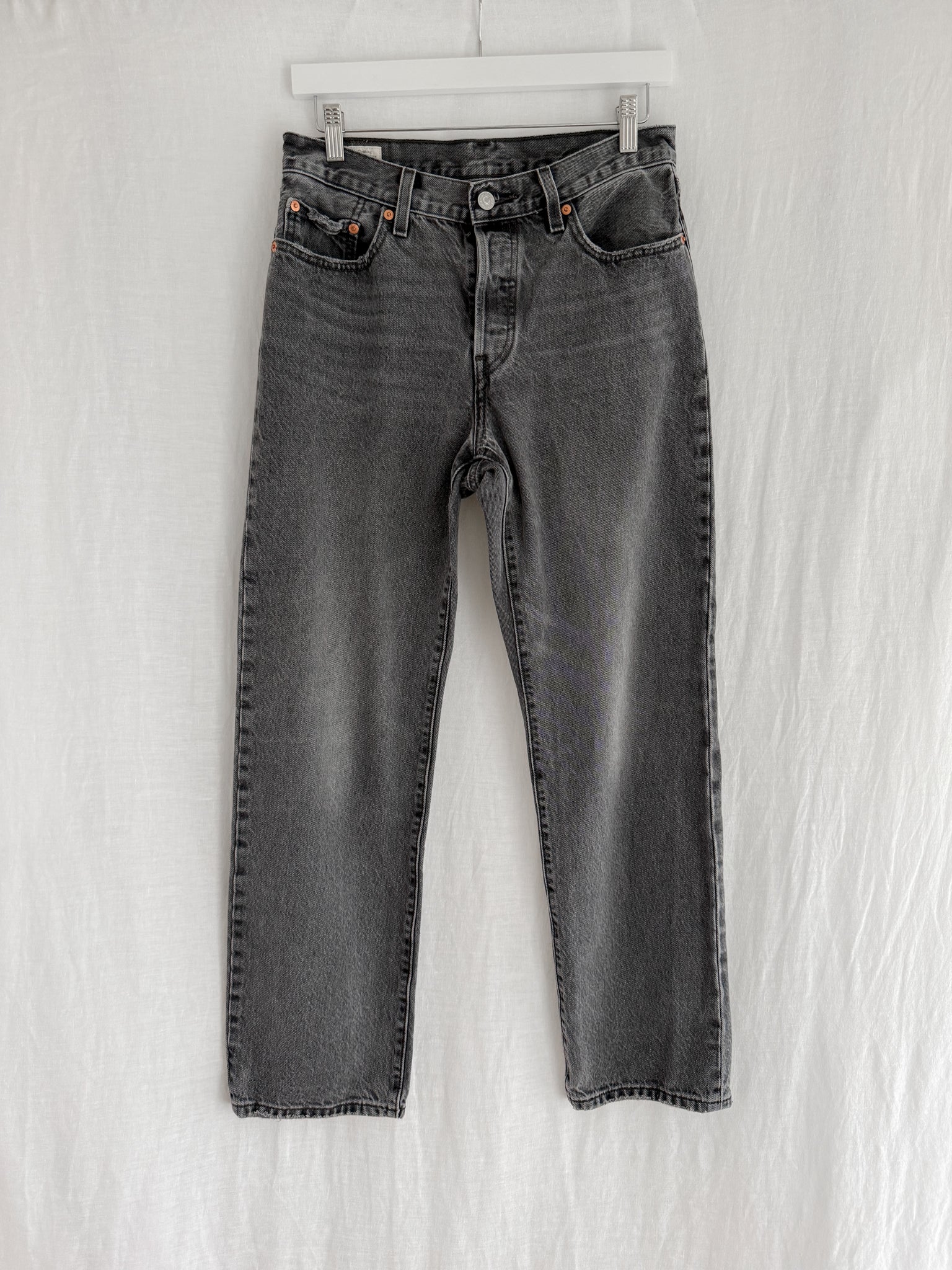 LEVI'S - SIZE 27