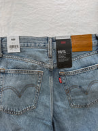 LEVI'S (NWT) - SIZE 28