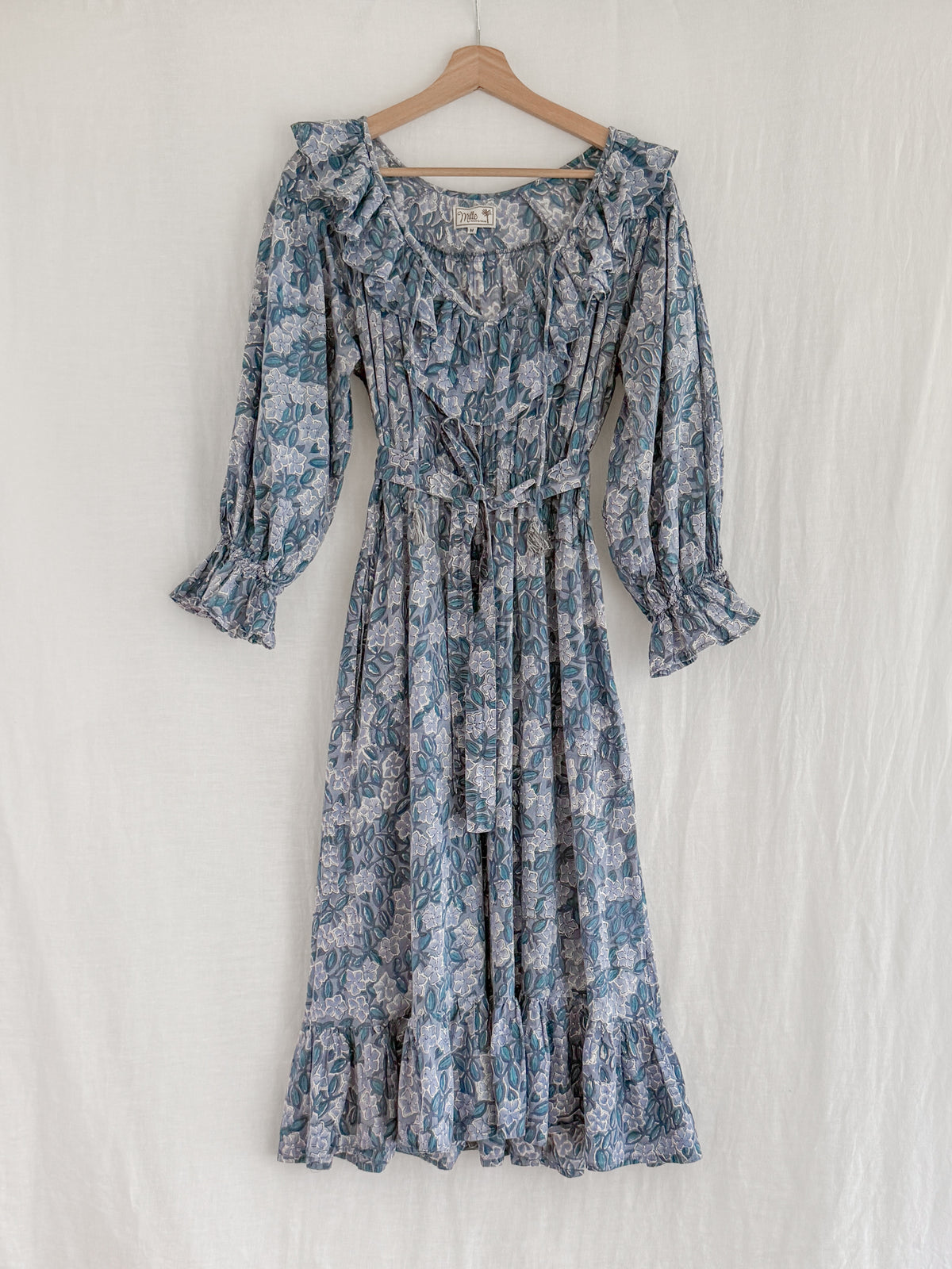 MILLE RESORT & TRAVEL - SIZE M
