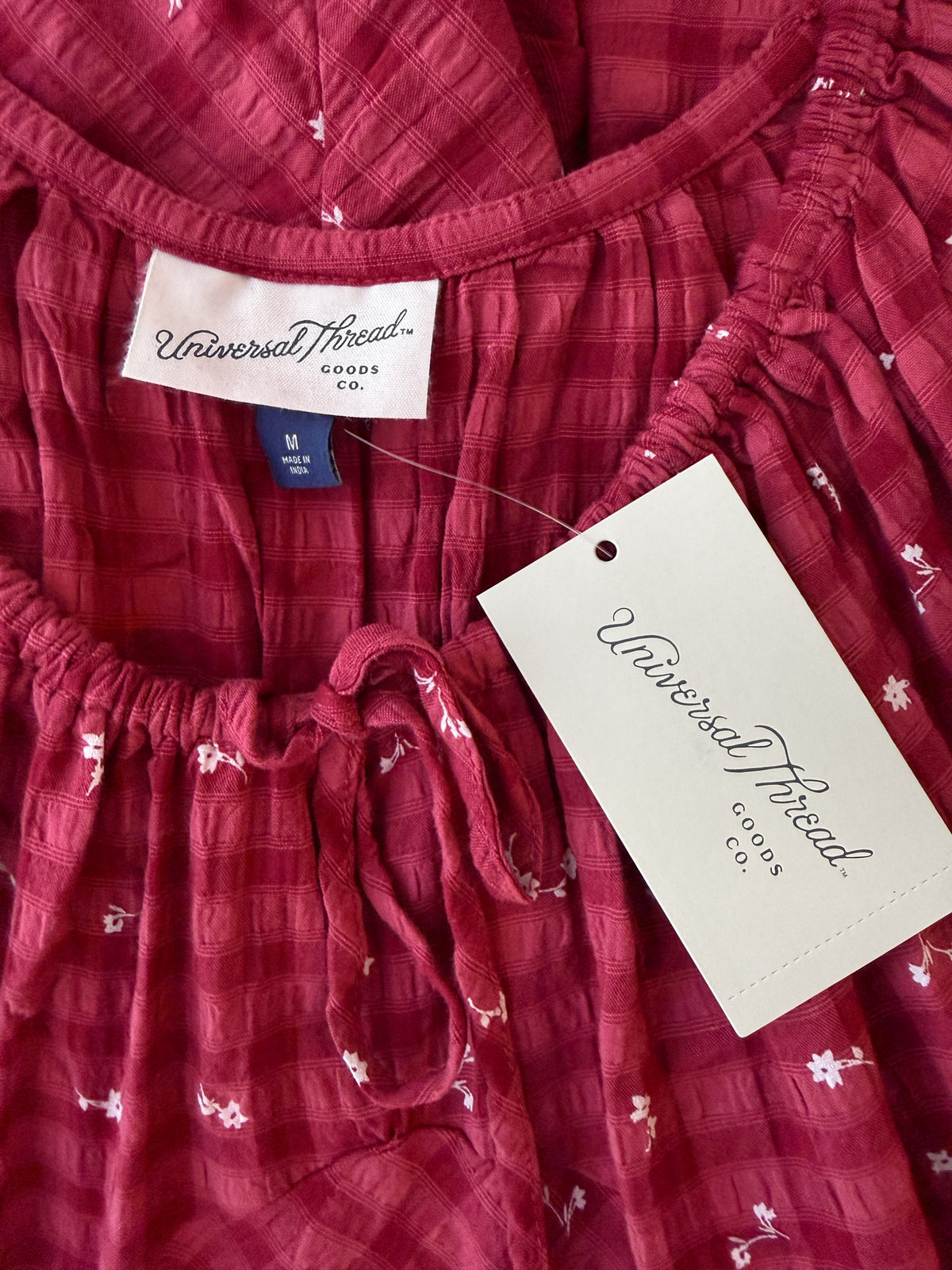 UNIVERSAL THREAD (NWT) - SIZE M