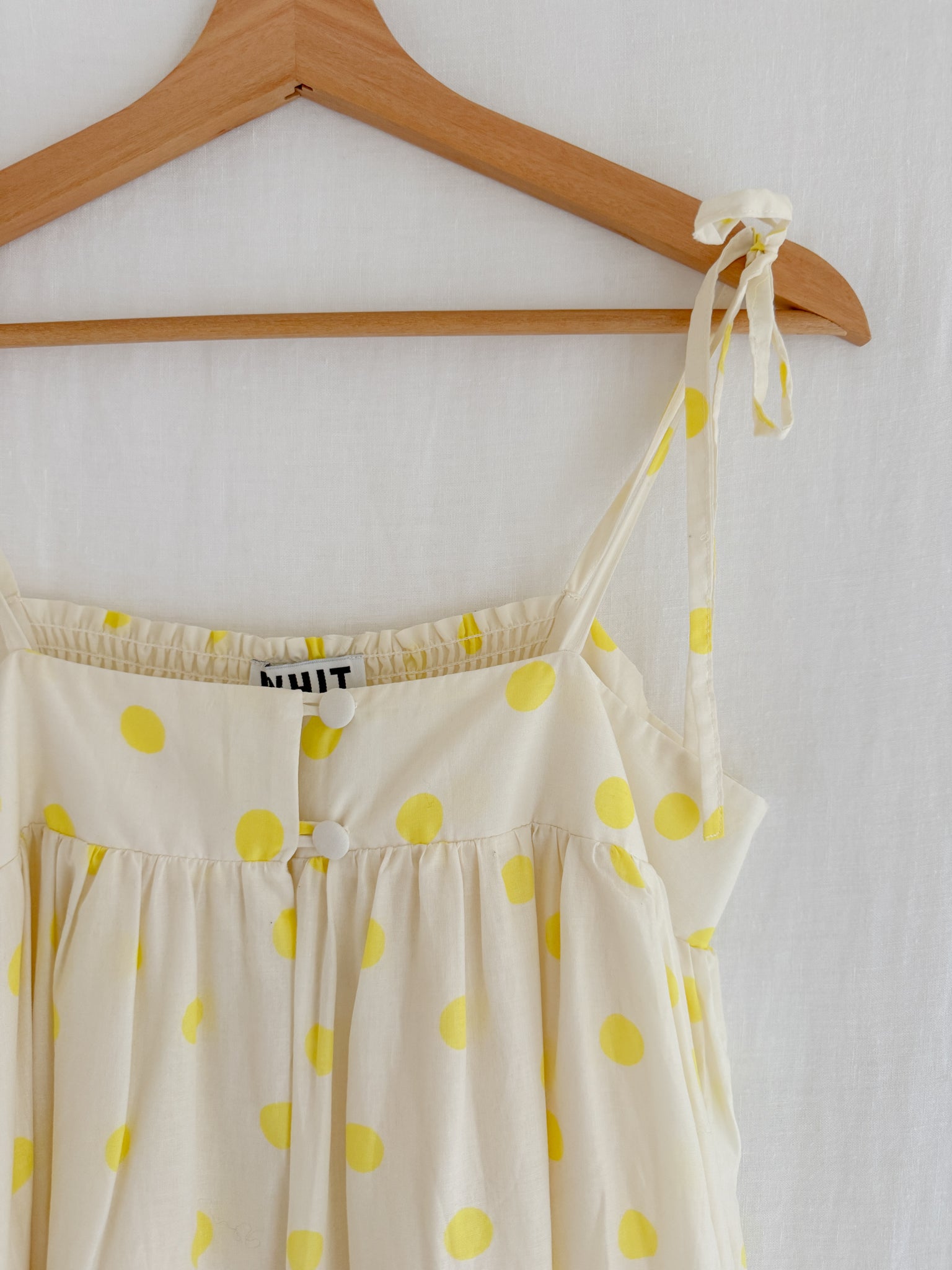 WHIT TWO (NWT) - SIZE M