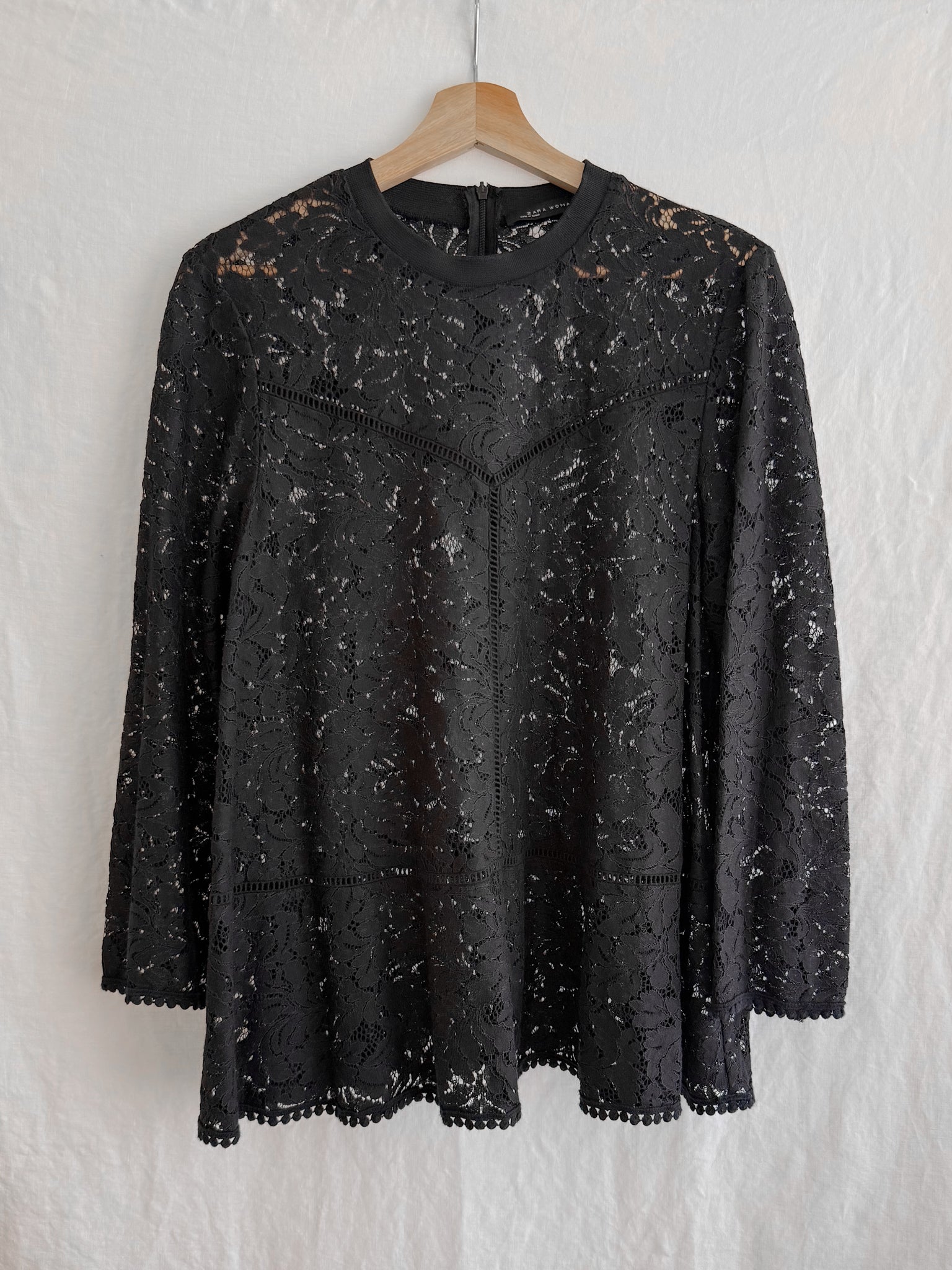 ZARA - SIZE M